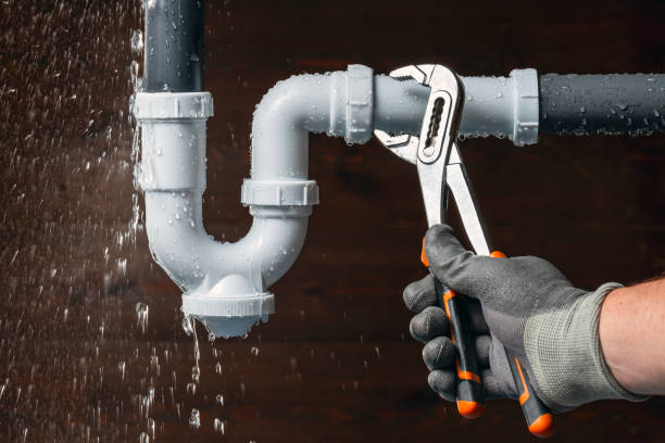 Professional Plumbing technician working in Stevenson, MD